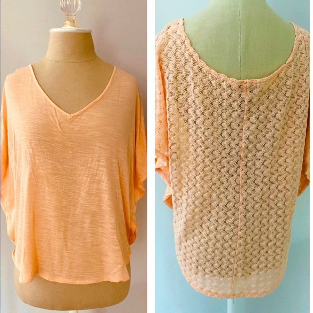 American Eagle 🦅 boho peachy hi-low crochet top